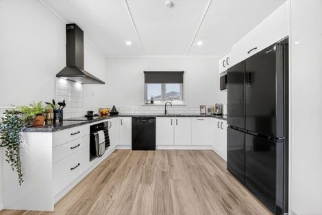 Photo of property in 37a Jellicoe Street, Greytown, 5712