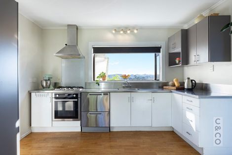 Photo of property in 67 Garfield Road, Helensville, 0800