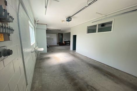 Photo of property in 30 Karaka Street, Merrilands, New Plymouth, 4312