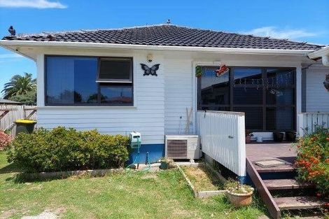 Photo of property in 7 Glen Norman Avenue, Henderson, Auckland, 0610
