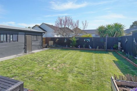Photo of property in 10 Jennings Place, Rangiora, 7400