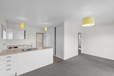 Photo of property in 129b Wynyard Crescent, Fernhill, Queenstown, 9300