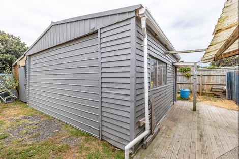 Photo of property in 13 Koputara Road, Himatangi Beach, Foxton, 4891