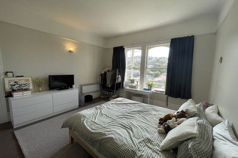 Photo of property in 28 Maarama Crescent, Aro Valley, Wellington, 6021