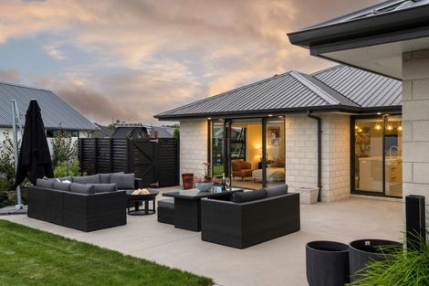 Photo of property in 23 Mike Smith Drive, Cambridge, 3434