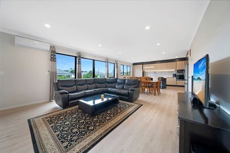 Photo of property in 7 Pukemarino Road, Waimauku, 0812