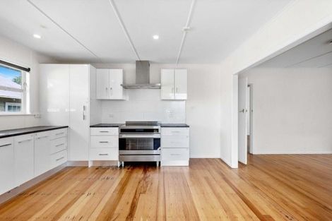 Photo of property in 62 Waipani Road, Te Atatu Peninsula, Auckland, 0610