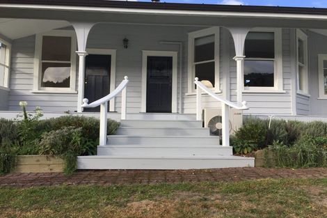 Photo of property in 115 Bethells Road, Waitakere, Henderson, 0781