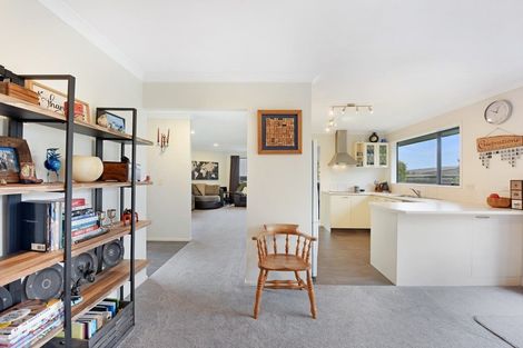 Photo of property in 13 Ashdonleigh Grove, Stoke, Nelson, 7011