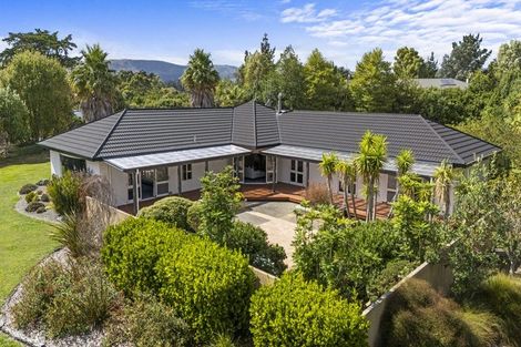 Photo of property in 110 Polson Hill Drive, Aokautere, Palmerston North, 4471