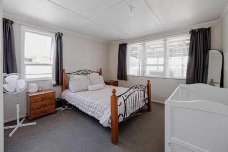 Photo of property in 74 Dundee Drive, Flaxmere, Hastings, 4120