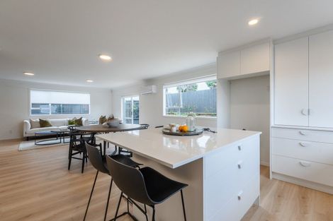 Photo of property in 36 Wallath Road, Onehunga, Auckland, 1061