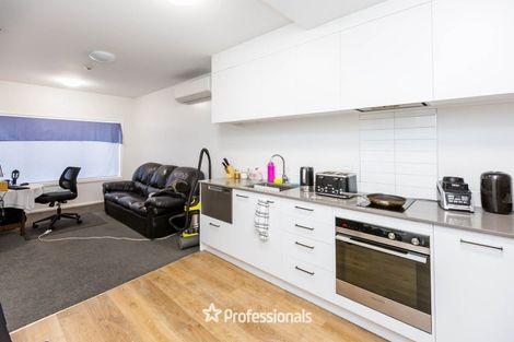 Photo of property in 2a Gibbons Street, Upper Hutt Central, Upper Hutt, 5018