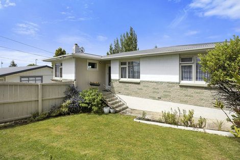 Photo of property in 82 Koremata Street, Green Island, Dunedin, 9018
