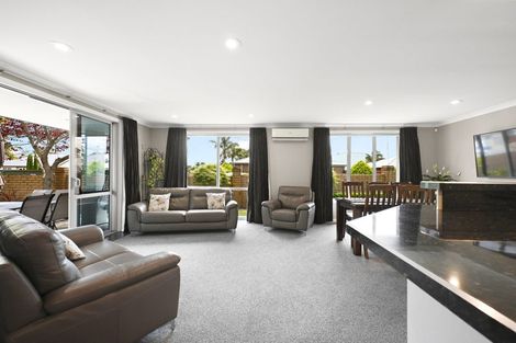 Photo of property in 392a Hukanui Road, Rototuna, Hamilton, 3210