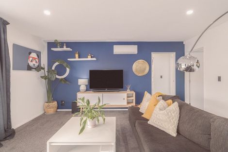 Photo of property in 299a Wainoni Road, Avondale, Christchurch, 8061