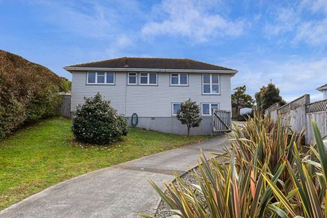 Photo of property in 15 Muturangi Grove, Elsdon, Porirua, 5022