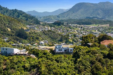 Photo of property in 9 Cooks Ridge, Waikawa, Picton, 7281