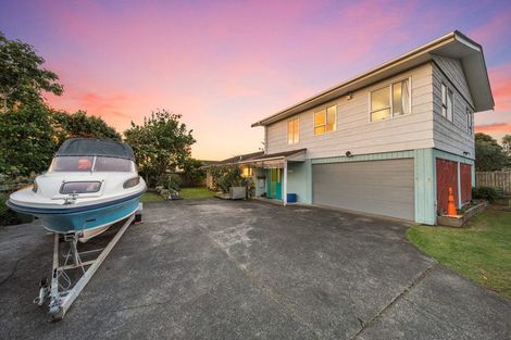 Photo of property in 13 Huber Street, Weymouth, Auckland, 2103