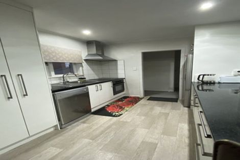 Photo of property in 37 Hallberry Road, Mangere East, Auckland, 2024