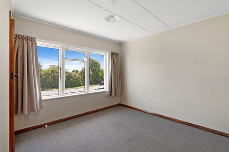 Photo of property in 55 Momorangi Crescent, Redwood, Christchurch, 8051