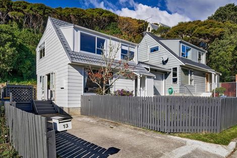 Photo of property in 13 Yarrow Place, Papakowhai, Porirua, 5024