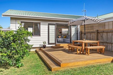 Photo of property in 16b Doncaster Drive, Papamoa Beach, Papamoa, 3118