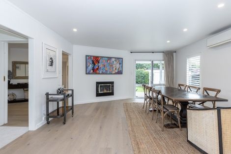 Photo of property in 42 Iona Road, Havelock North, 4130