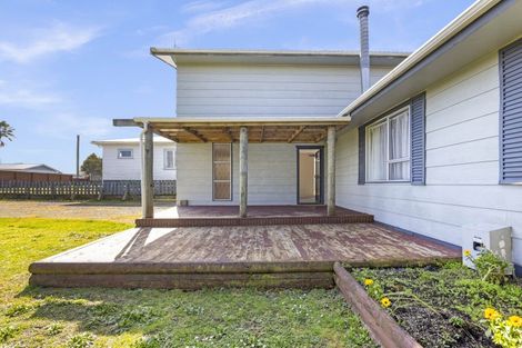 Photo of property in 146 Miranda Street, Stratford, 4332