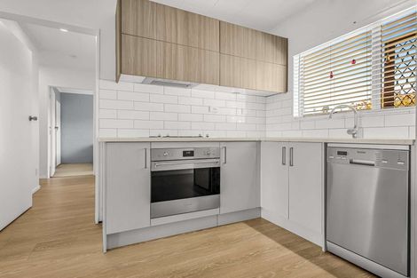 Photo of property in 6 Gipps Place, Tamatea, Napier, 4112