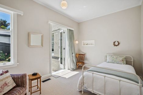 Photo of property in 11a Stowe Hill, Thorndon, Wellington, 6011