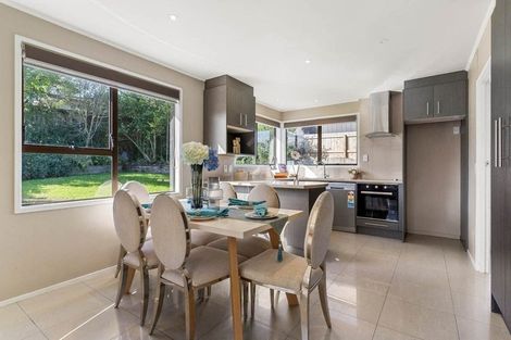 Photo of property in 9 Glucina Place, Glen Eden, Auckland, 0602