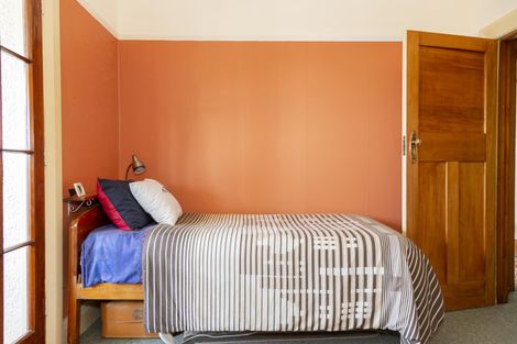 Photo of property in 70 Wharfe Street, South Hill, Oamaru, 9400