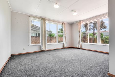Photo of property in 14 Yeats Crescent, Fairfield, Hamilton, 3214