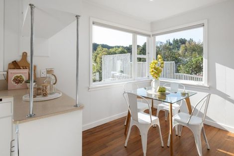 Photo of property in 76 Hampden Street, Picton, 7220