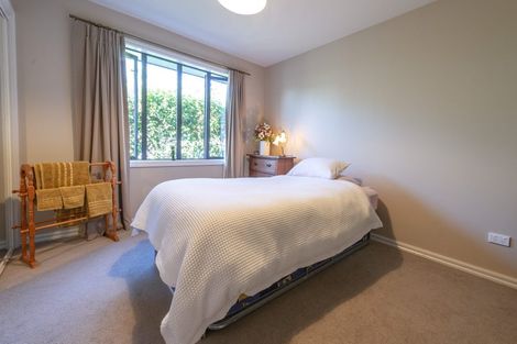 Photo of property in 40 Church Street, Oxford, 7430