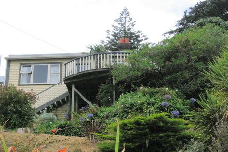 Photo of property in 27 Mornington Road, Brooklyn, Wellington, 6021