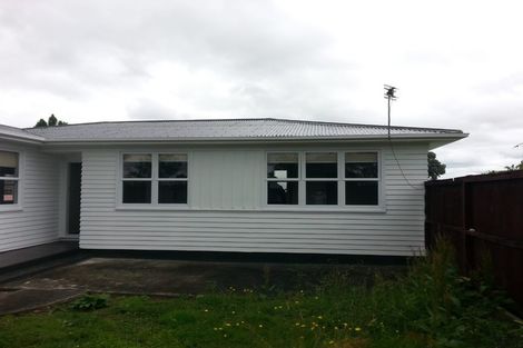 Photo of property in 8 President Avenue, Papakura, 2110