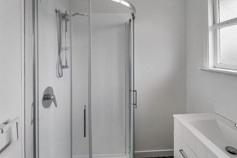 Photo of property in 5 Takatimu Way, Johnsonville, Wellington, 6037