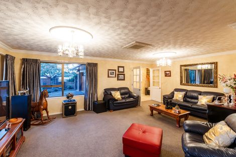 Photo of property in 1 Ngahere Court, Awapuni, Palmerston North, 4412