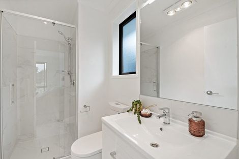 Photo of property in 78 Metoriti Crescent, Karaka, 2124