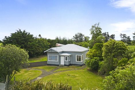 Photo of property in 9-15 Nikau Street, Tokomaru, Palmerston North, 4474