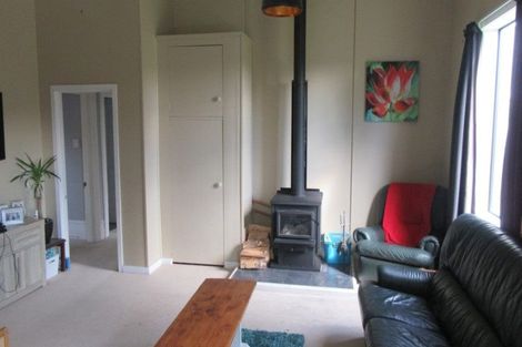 Photo of property in 1 Point Bush Road, Waimate, 7924