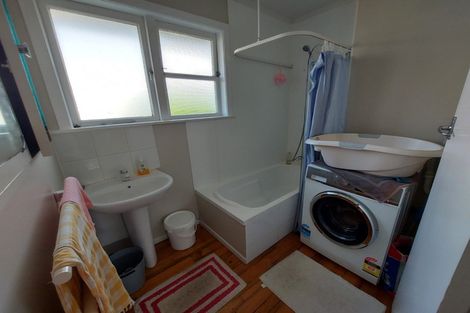 Photo of property in 1/31 Raines Avenue, Forrest Hill, Auckland, 0620
