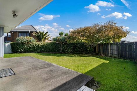 Photo of property in 2/13 Kowhai Avenue, Mangere Bridge, Auckland, 2022