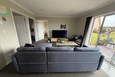 Photo of property in 61 John Hindmarsh Road, Karaka, Papakura, 2580