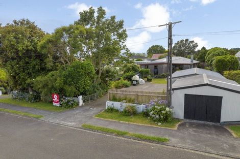 Photo of property in 20 Whakapaki Street, Urenui, 4375