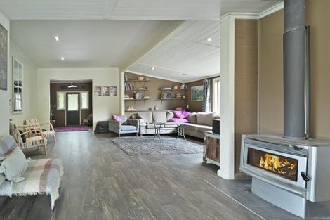 Photo of property in 2524 State Highway 2, Te Hauke, Hastings, 4174
