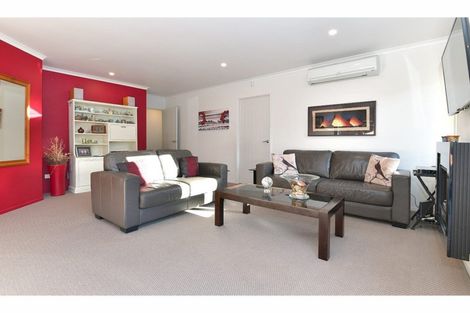 Photo of property in 2 Forest Glen, Orewa, 0931