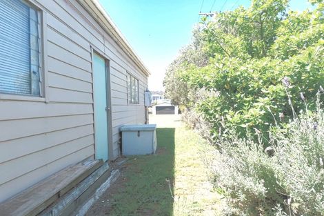 Photo of property in 2 Tamure Crescent, Mahia, 4198